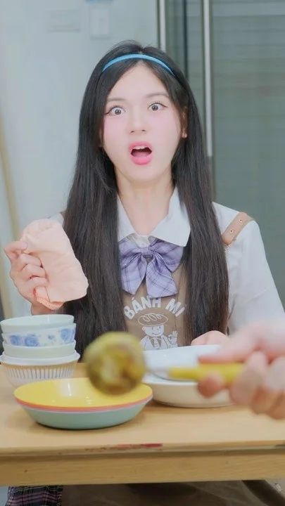 Official Linh Chi thumbnail for “When He’s Forced To Be A Gentleman!”